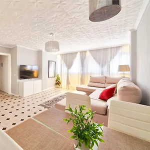 fantstico-apartamento-junto-a-la-estacin.es-andalucia.com/